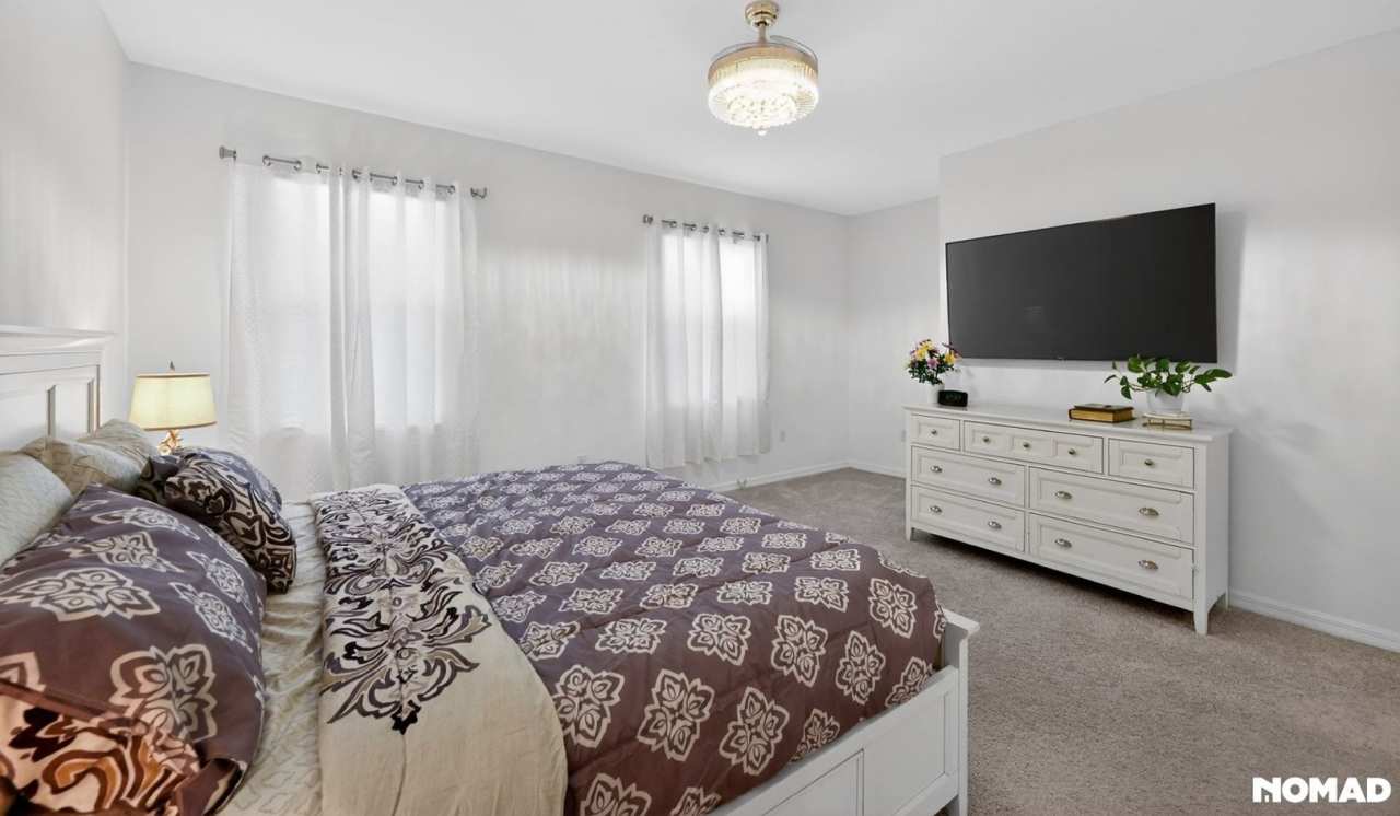 Charming 3BR Townhome in Naples