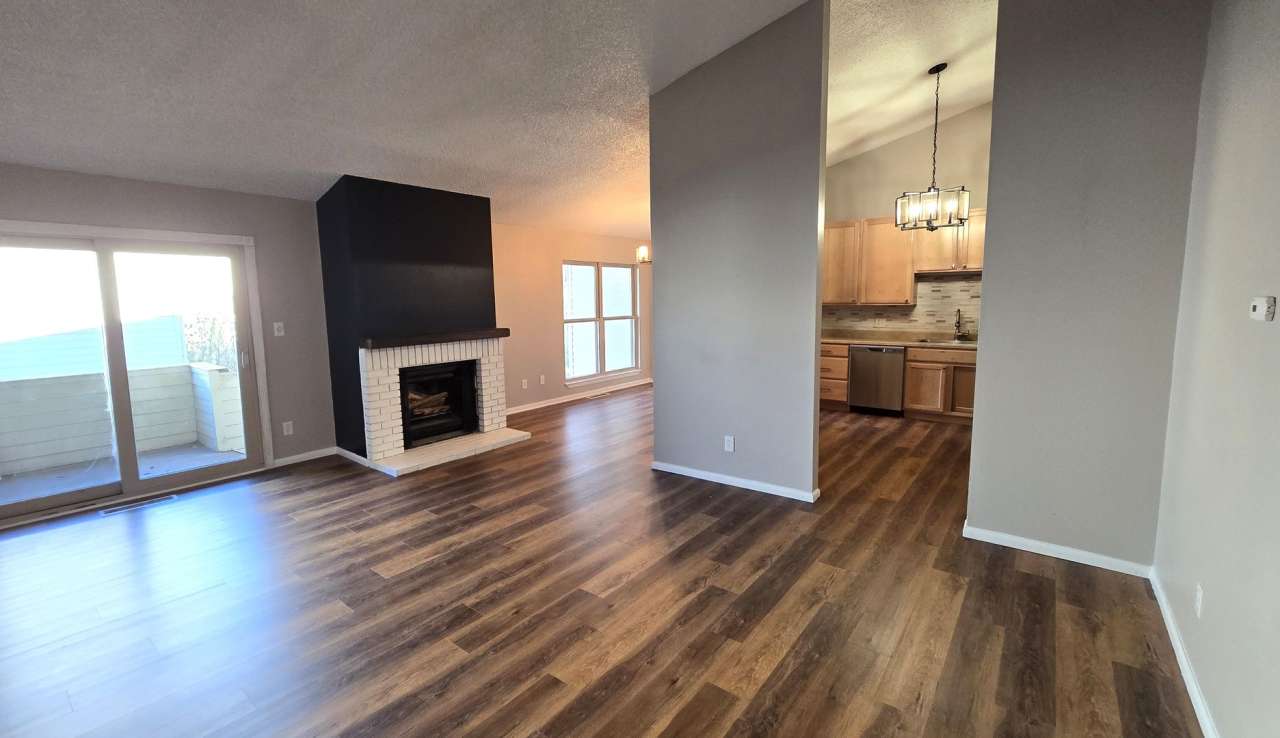 3 Bedroom, 2 Bathroom, Home With A 2 Car Garage For Rent In Indian Hills