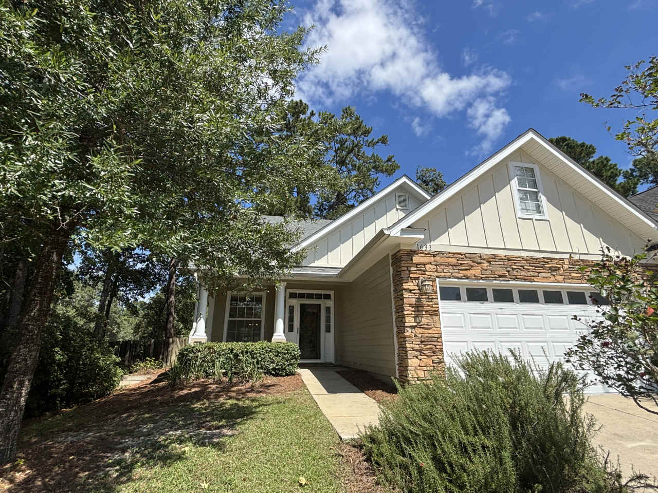 1633 Shadowmoss Avenue