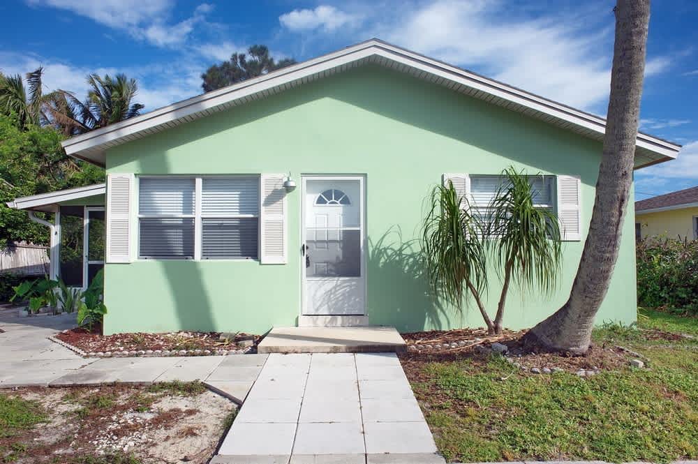 2 Bedroom Duplex in Naples Park - Annual Rental