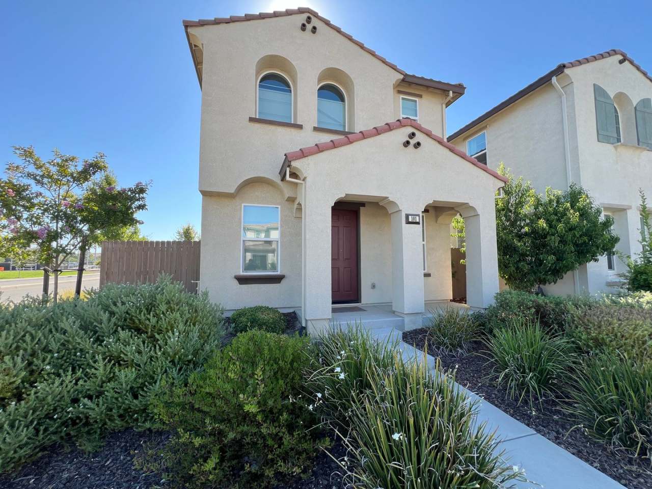 Beautiful Home Near Parks, Travel, And More!