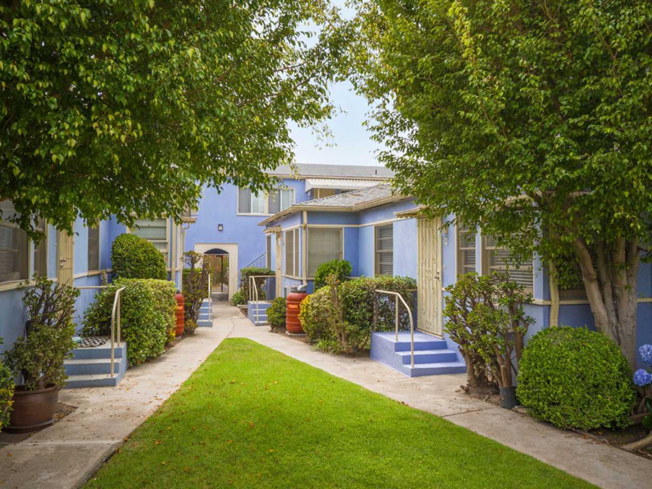 2010-2016 Ocean Park Blvd