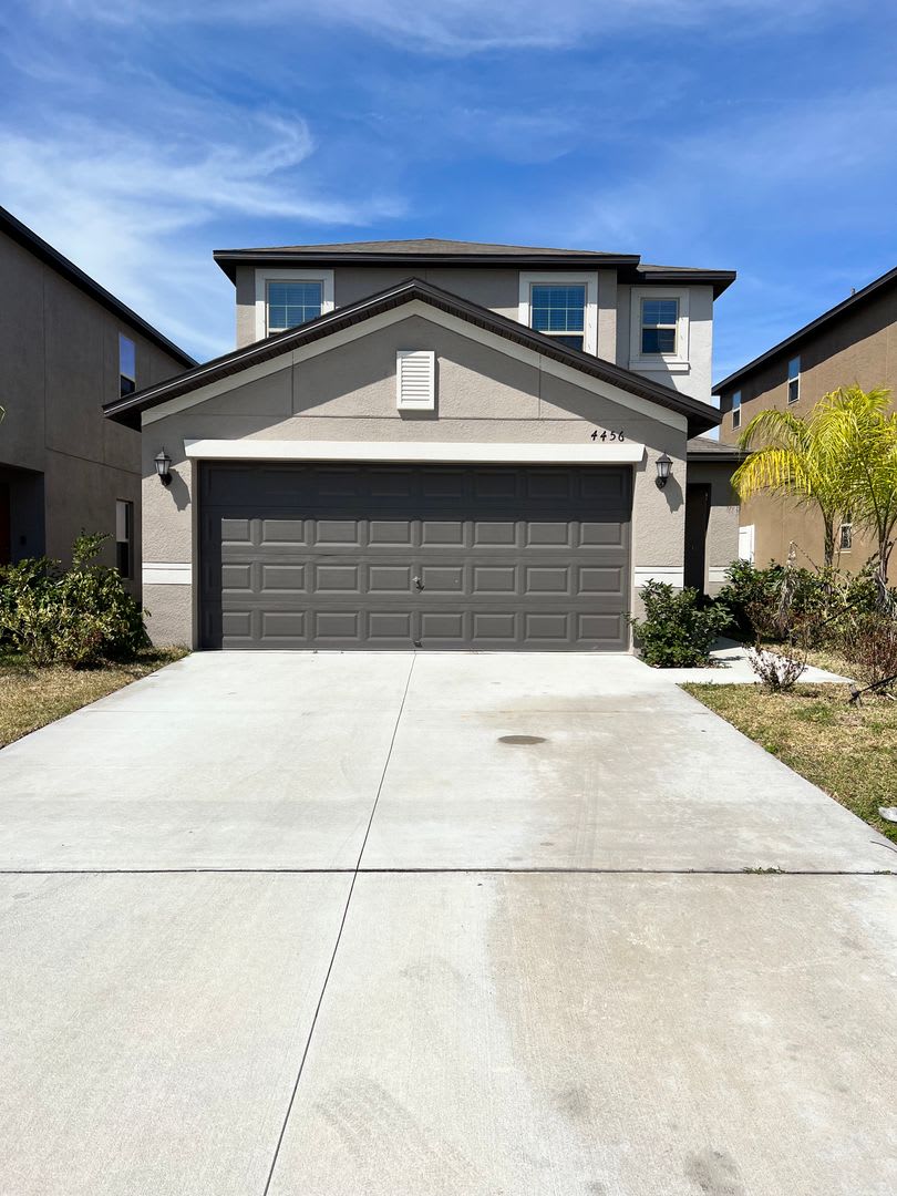 4456 Globe Thistle Dr
