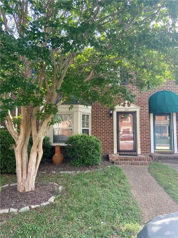 1020 Colonial Meadows Way