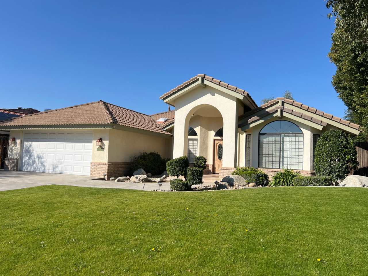 SOUTHWEST BAKERSFIELD