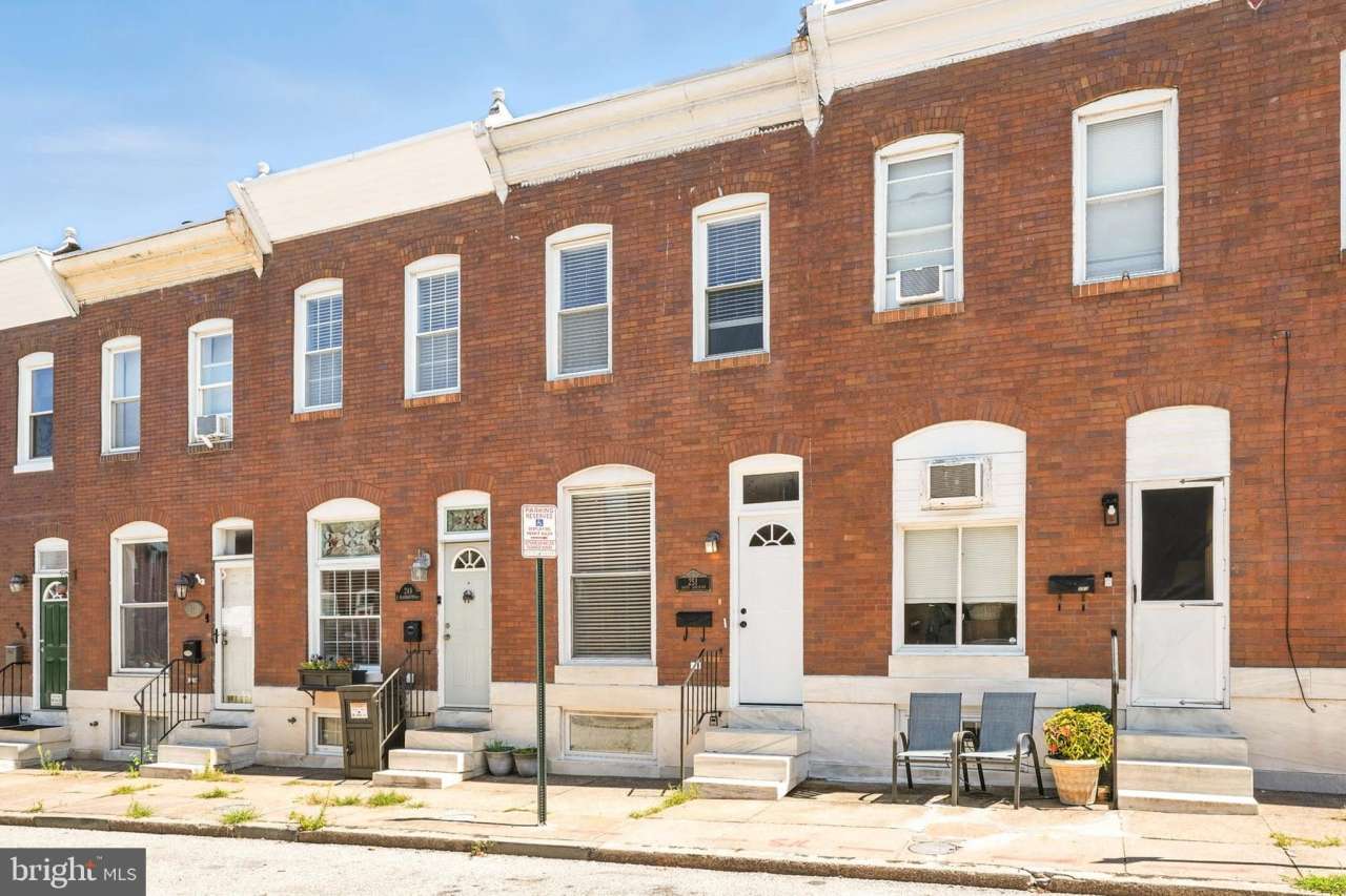 251 S ROBINSON STREET