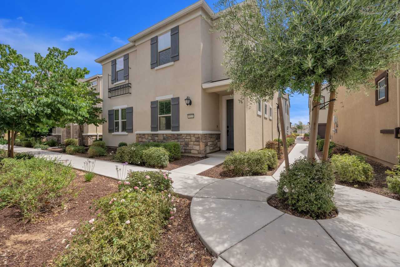 9310 Mystic Lake Alley