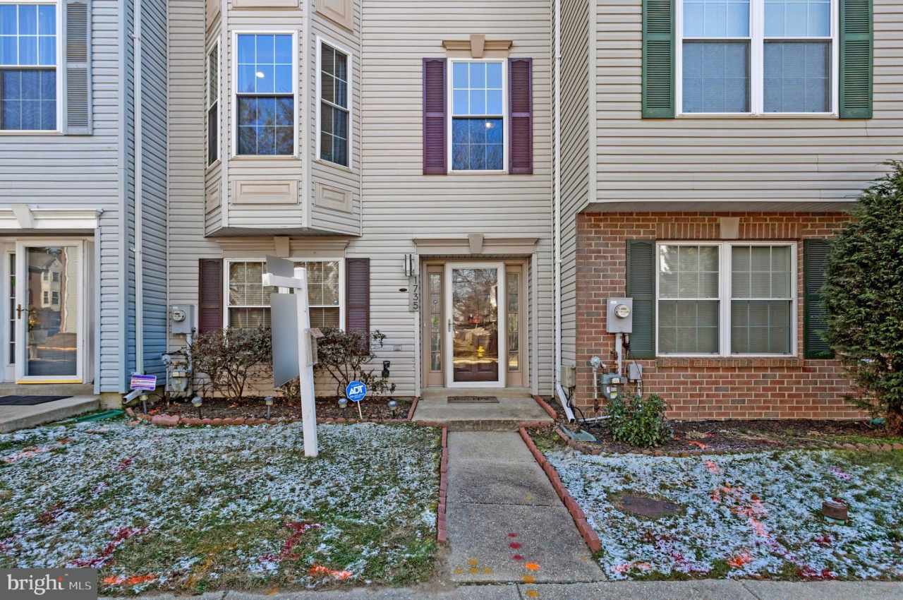 1735 WOOD CARRIAGE Way unit: 101