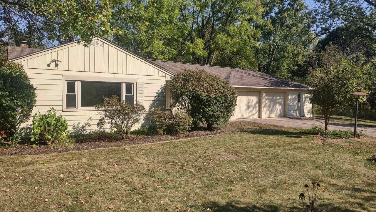 3266 Ravenwood Avenue