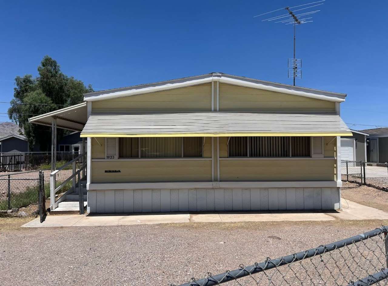 2 Bedroom Manufactured Home in Bullhead City