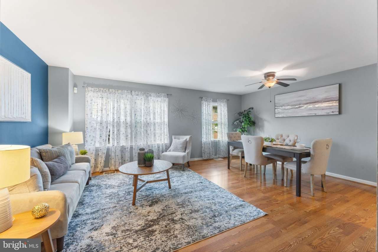 14710 BENTLEY Square