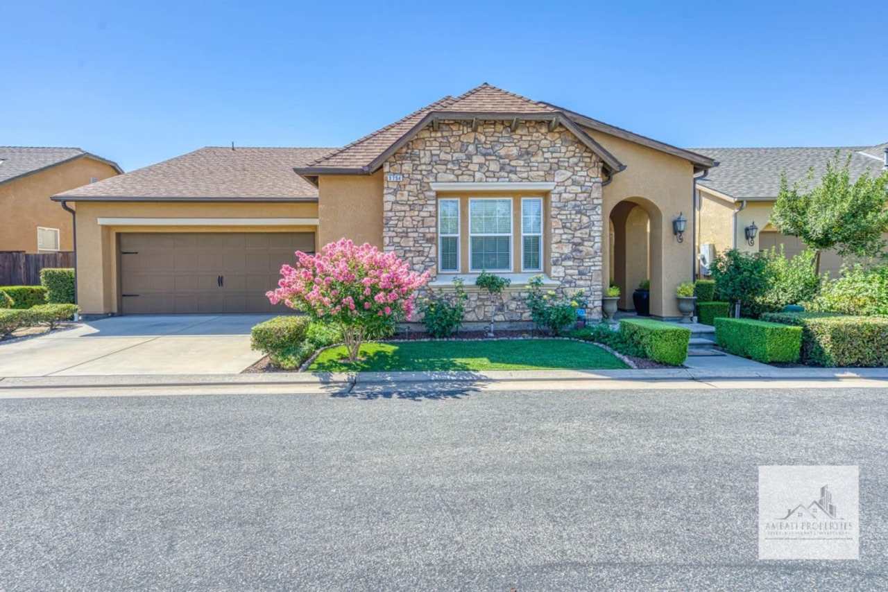 Beautiful Harlan Ranch Home