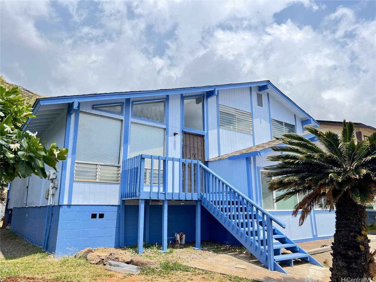 86-406 Kawili Street