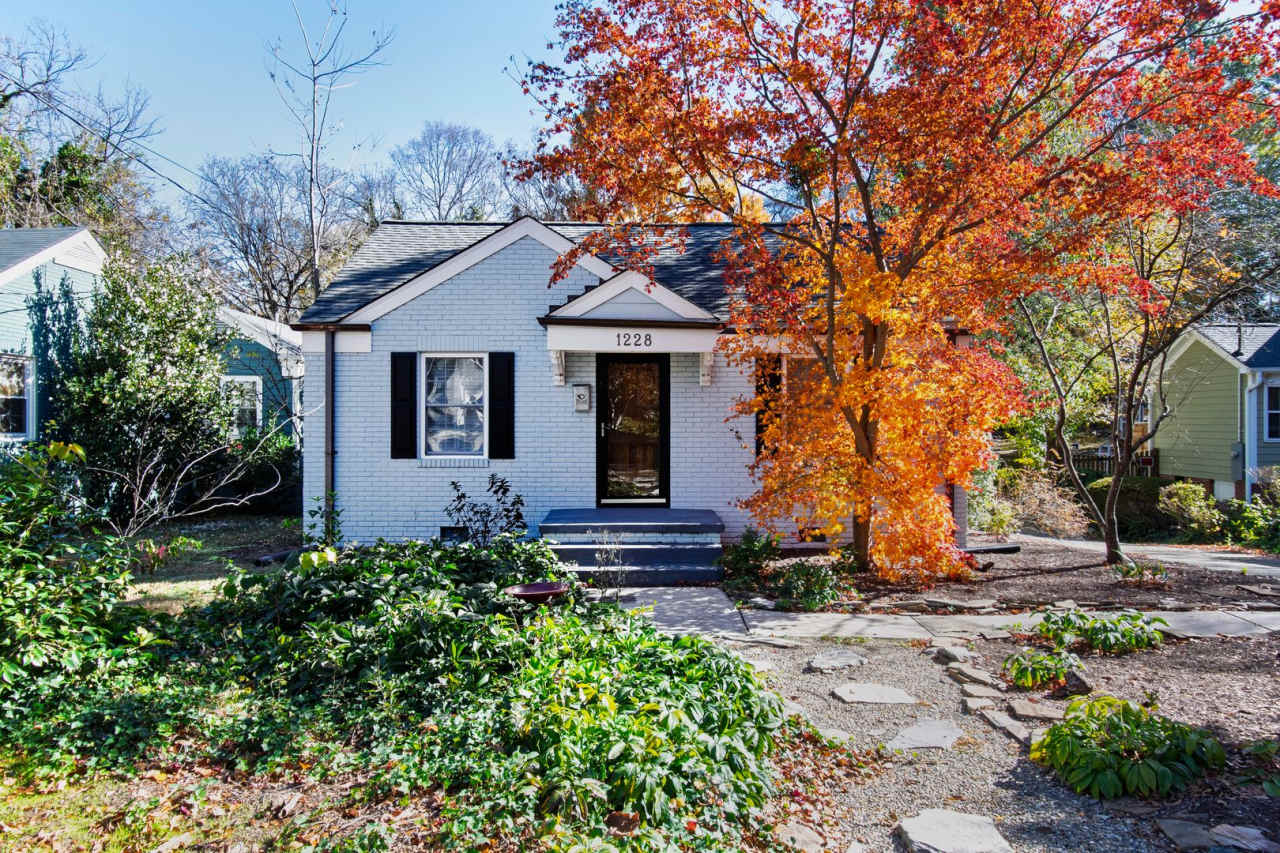 Charming Updated Bungalow in Raleigh’s Mordecai District!
