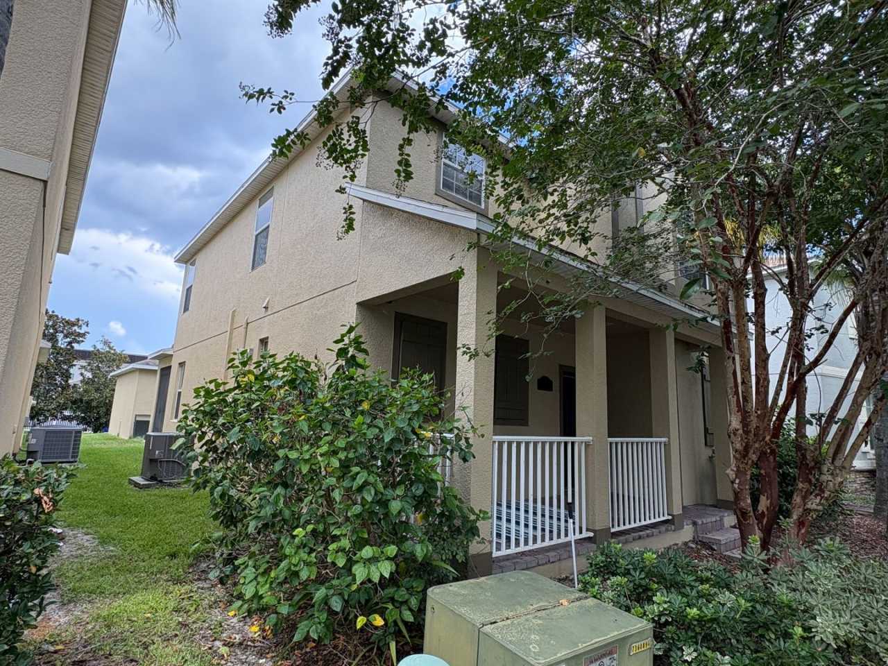 3 Bedroom / 2.5 Bathroom Two Story Independence Winter Garden Single Family Home For Rent