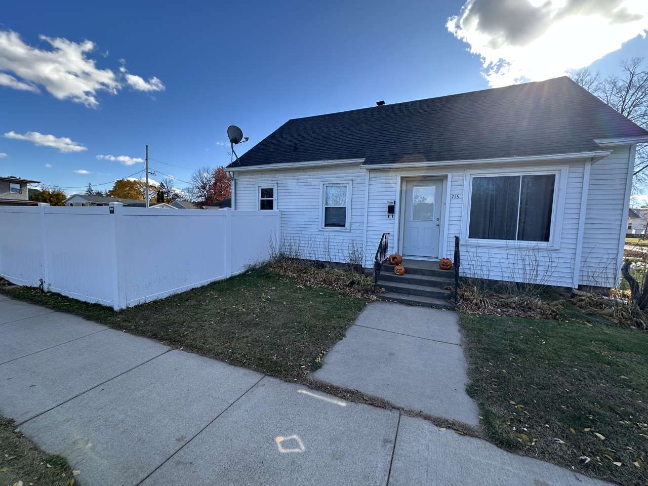 715 West Thomas Street