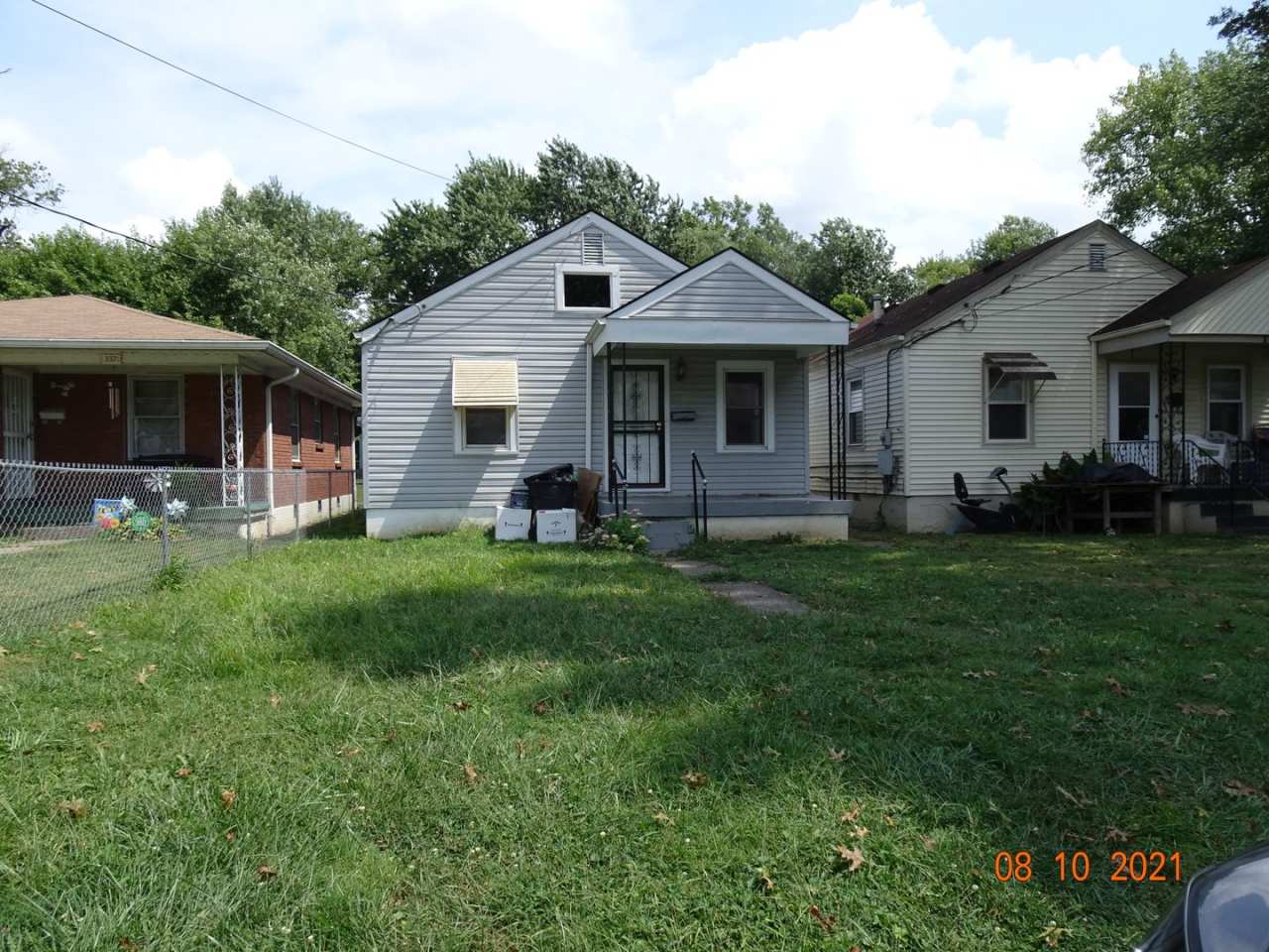 Updated 2 bedroom, 1 bathroom home