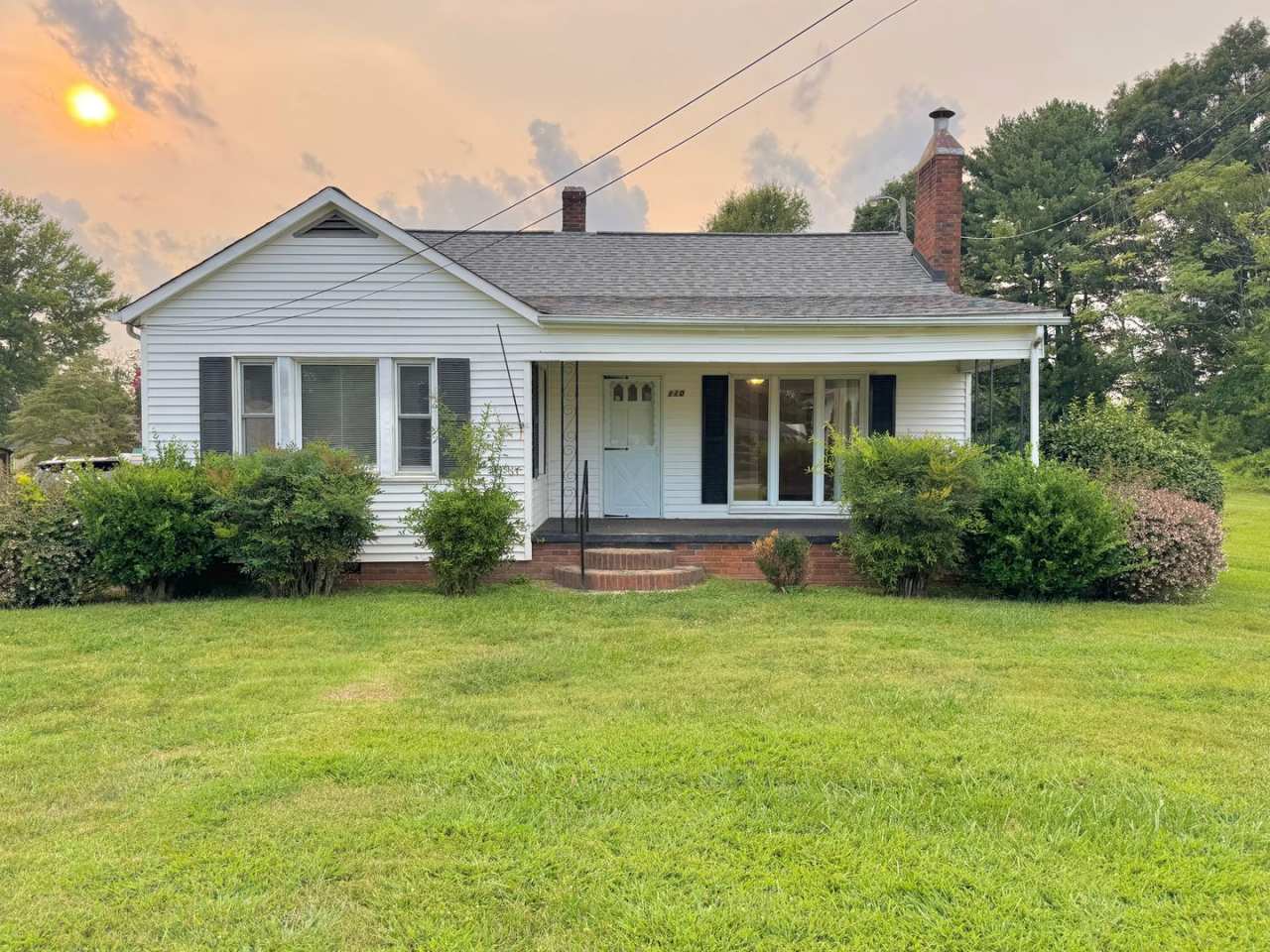 Statesville West - 2BR/1BA