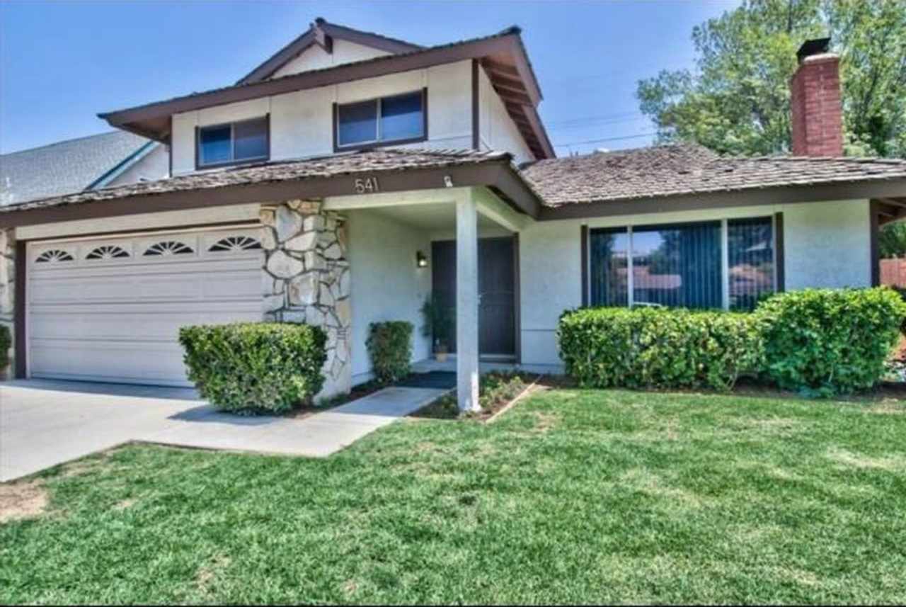 Two Story 4Bd 2Ba Pool Home in Corona