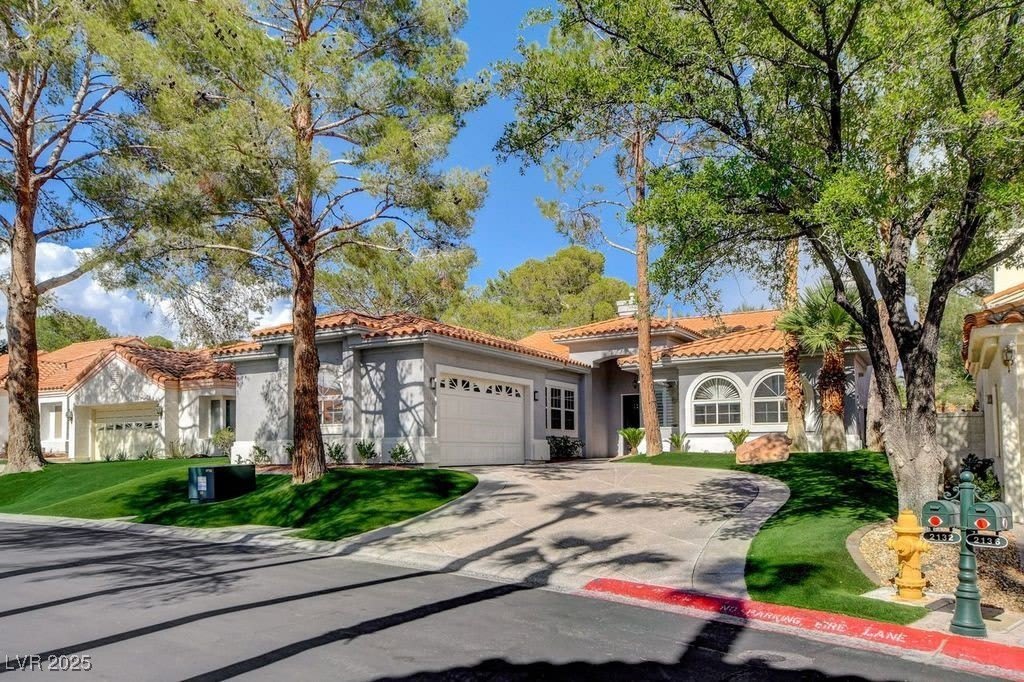 2132 Lookout Point Circle