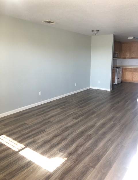 12407 Summers Street