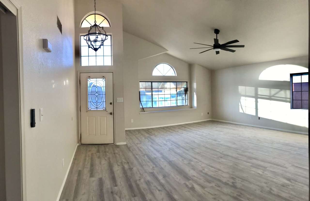 3 Bedroom 2 bath with Pool in Gated Community