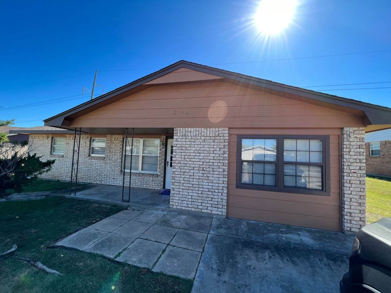 6954 SW Forest- AVAILABLE NOW!