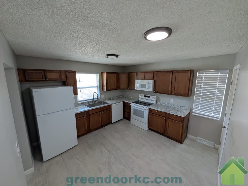 9152 West 78th Terrace