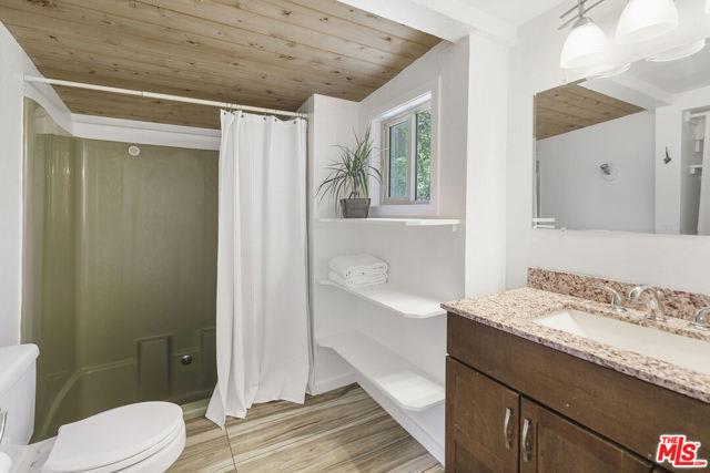 543 Fernwood Pacific Drive