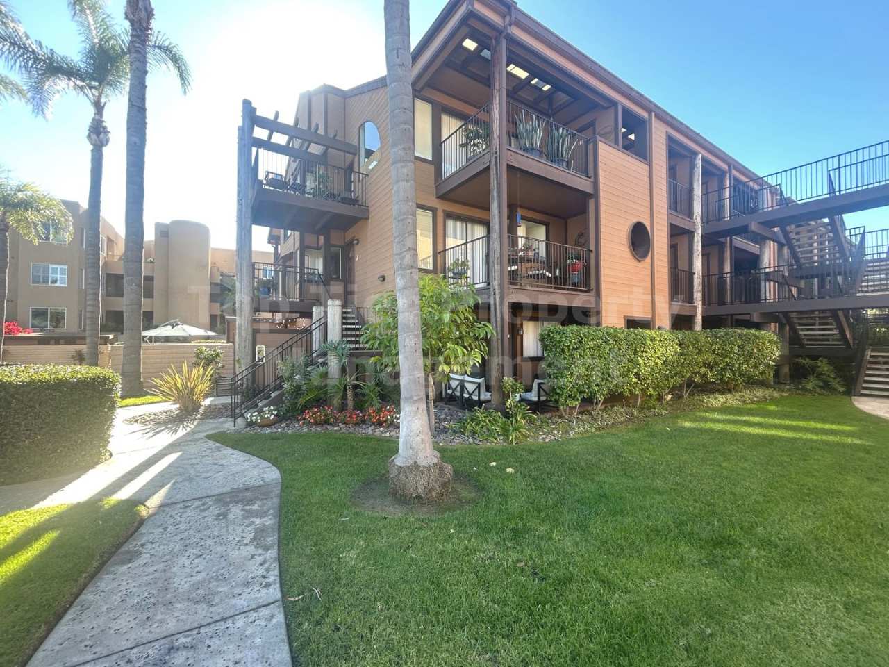 **Beautiful, Fully-Furnished 2 bed / 2.5 bath Townhome in Coastal Carlsbad - Available NOW**