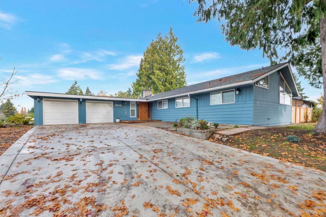 Woodridge Home 4bd 3ba great location!