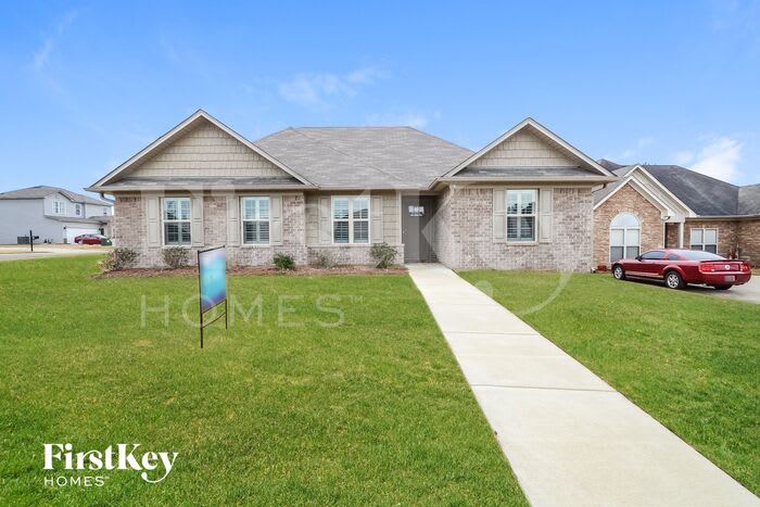 1027 Deerwood Circle