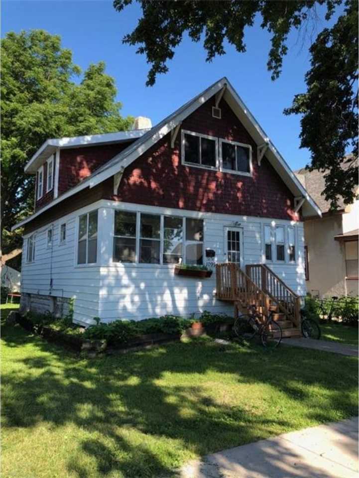 Huge 5 Bedroom Como House for Sept 2026!