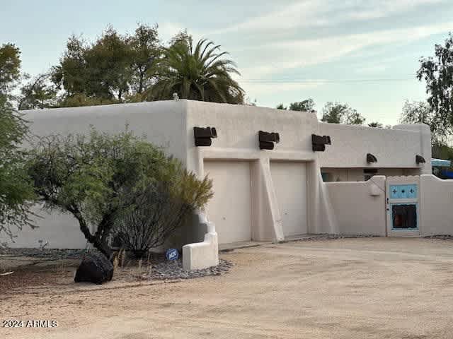 11044 N SUNDOWN Drive