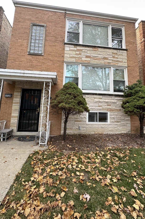 5728 N Mcvicker Avenue