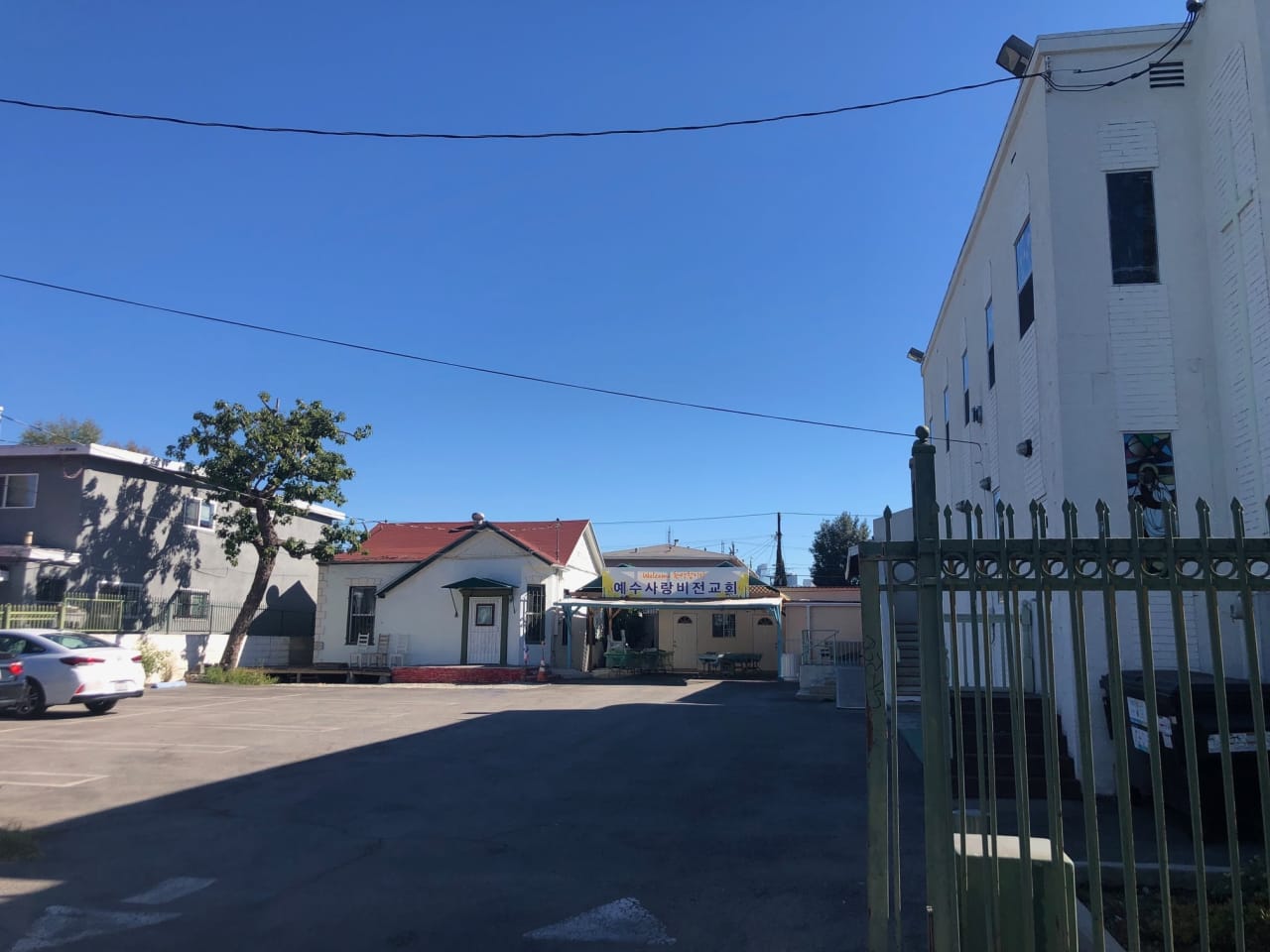 1230 South Hobart Boulevard