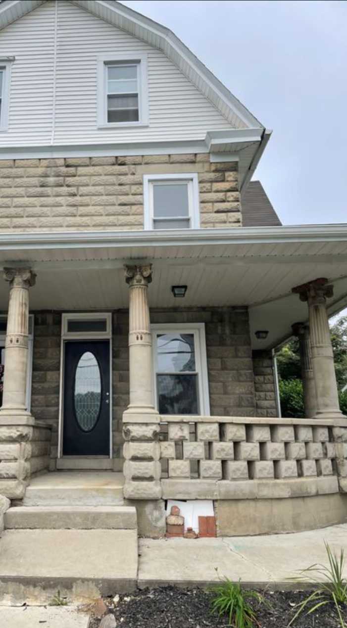 3933 East Grant Street