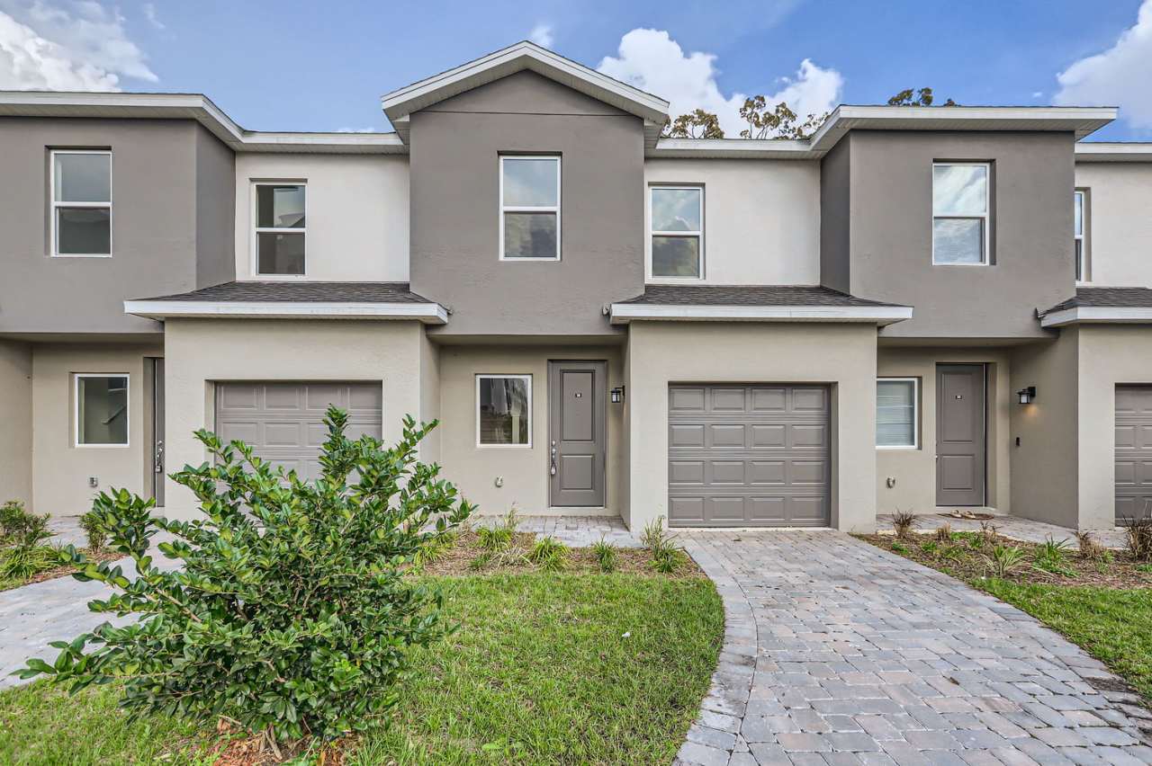 1209 Southstation Place#304