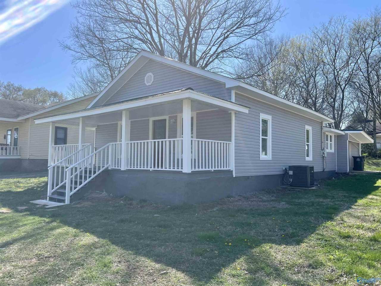 700 S Houston Street