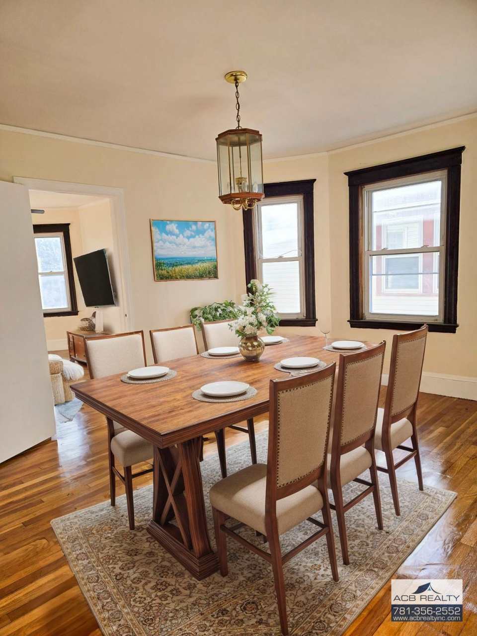 1021-1023 Canterbury St