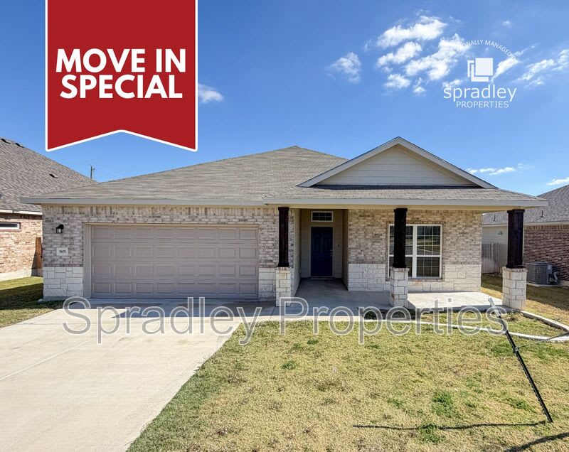 905 Hawks Shadow Dr.