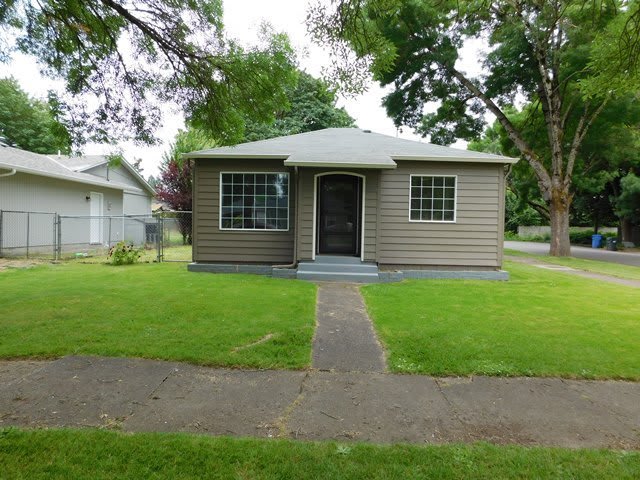 3Bd/1Ba Single Story House - Available Soon!