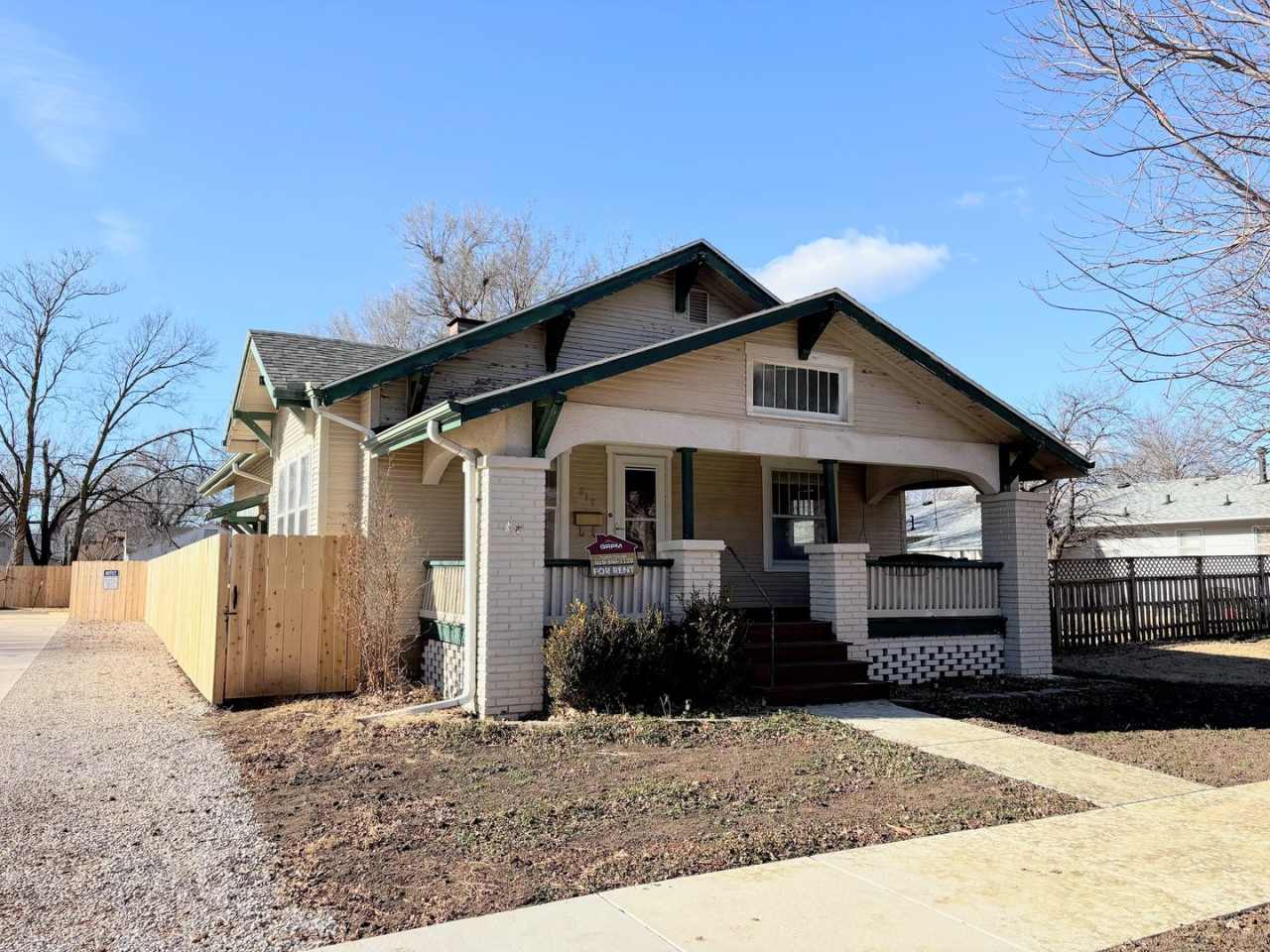 Spacious 3 bedroom home with finished basement