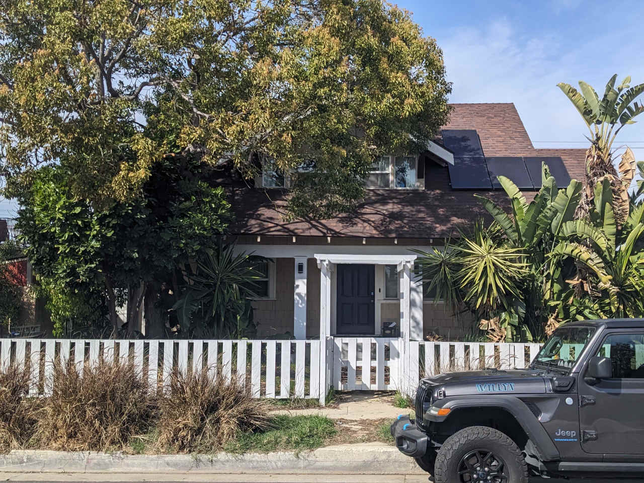 4547 West 16th Place