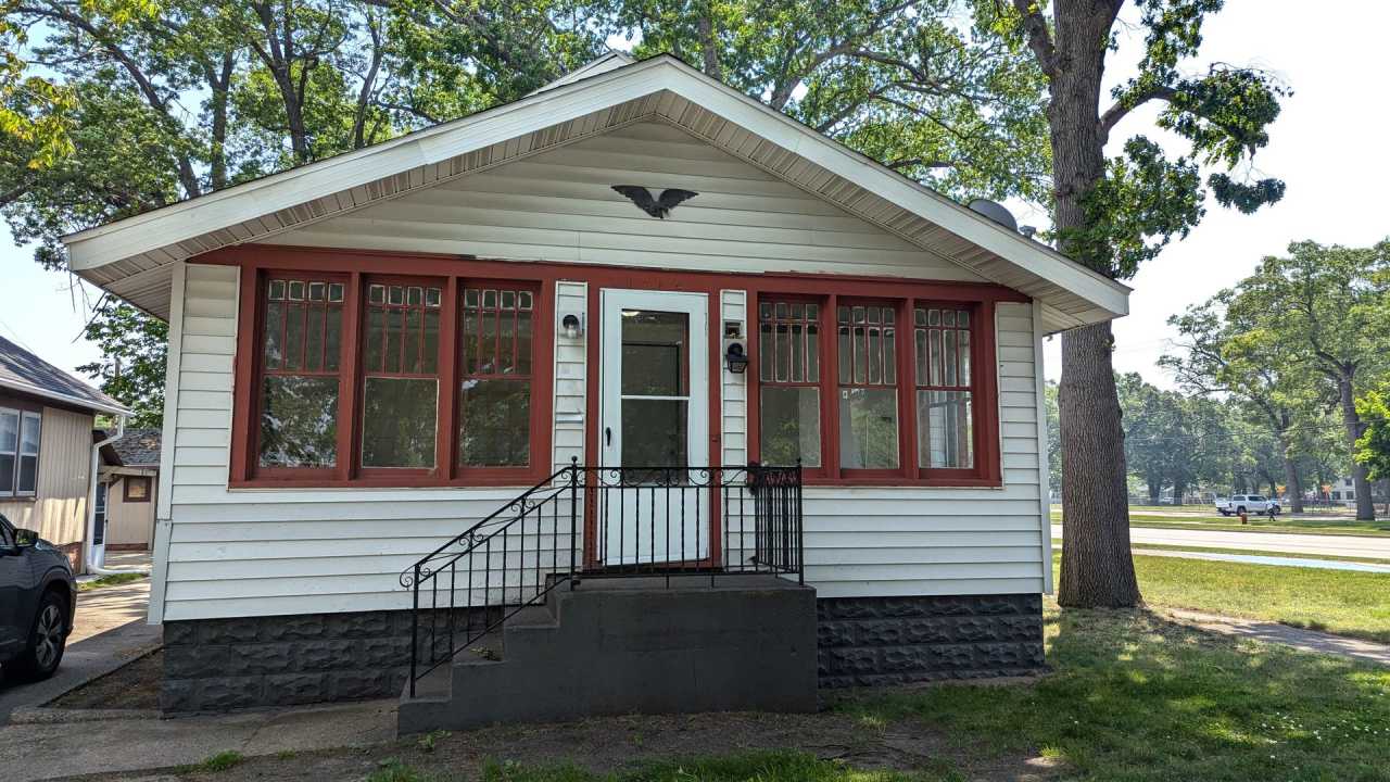 1784 Hoyt, 3 bedroom with garage, basement and fenced in yard