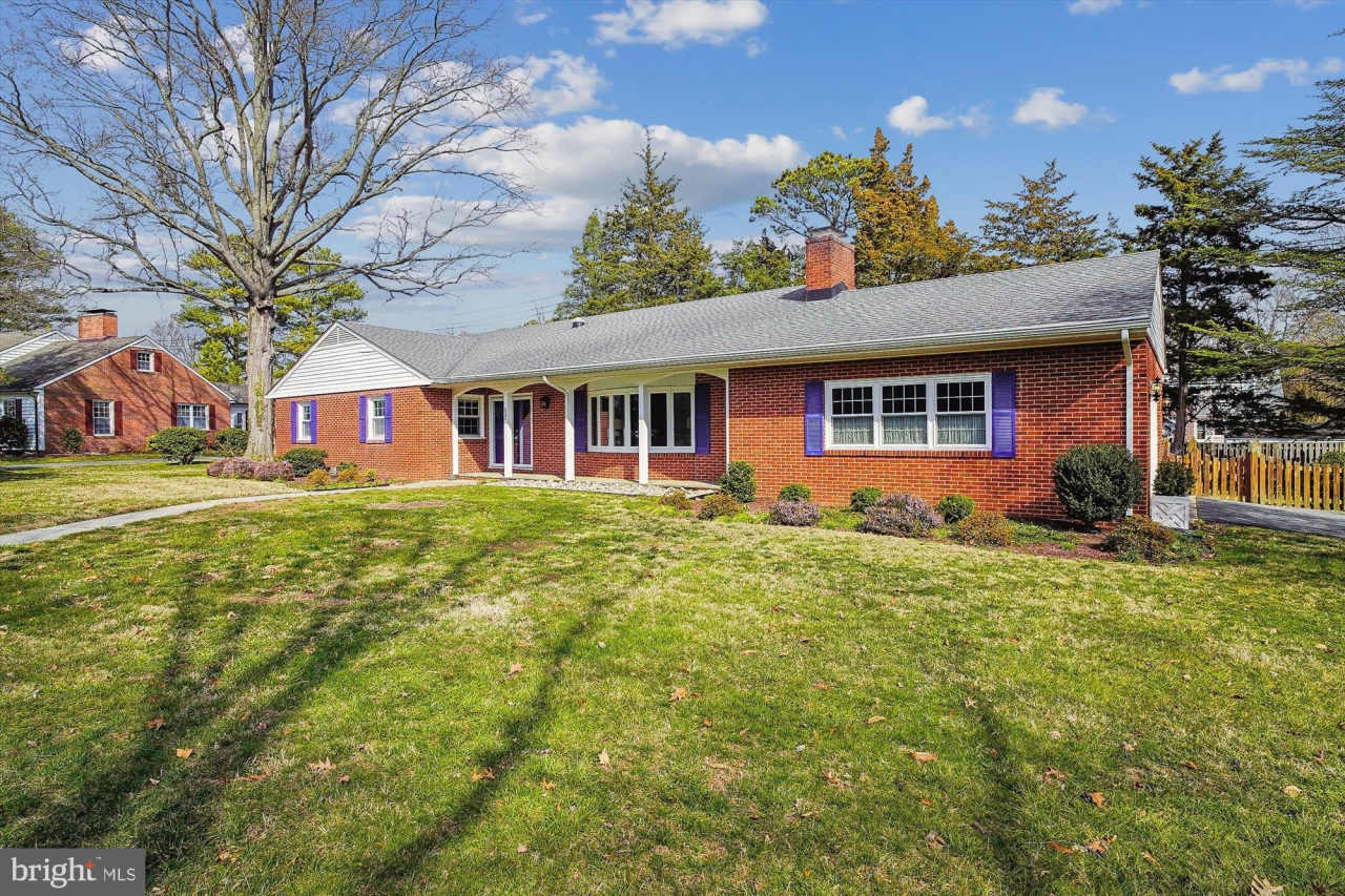 532 TRIPPE AVENUE