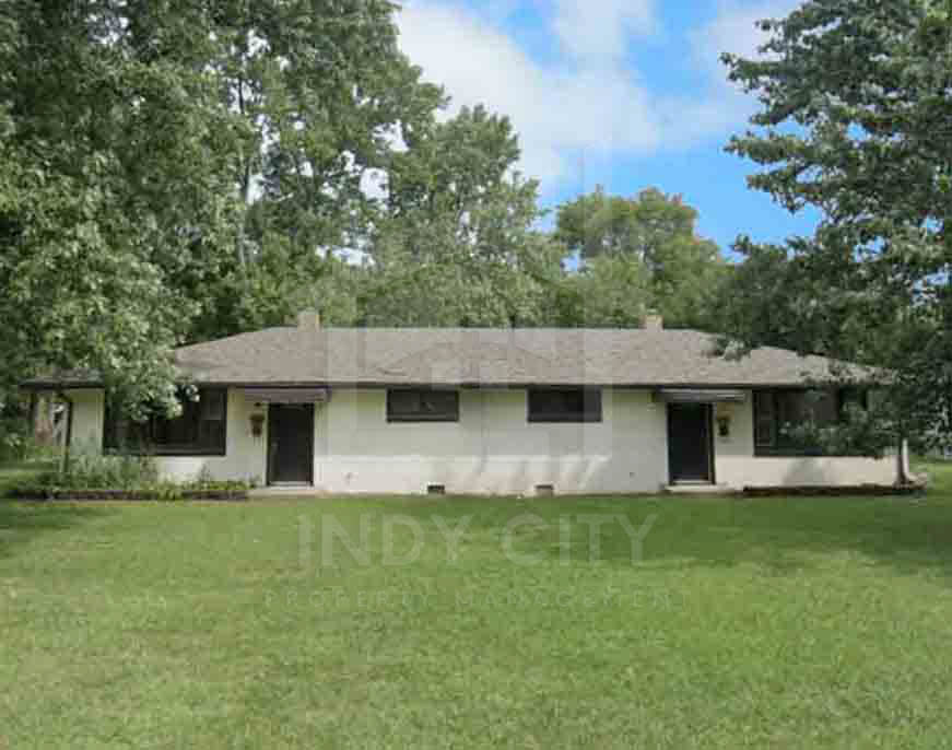 2434 East Bradbury Avenue