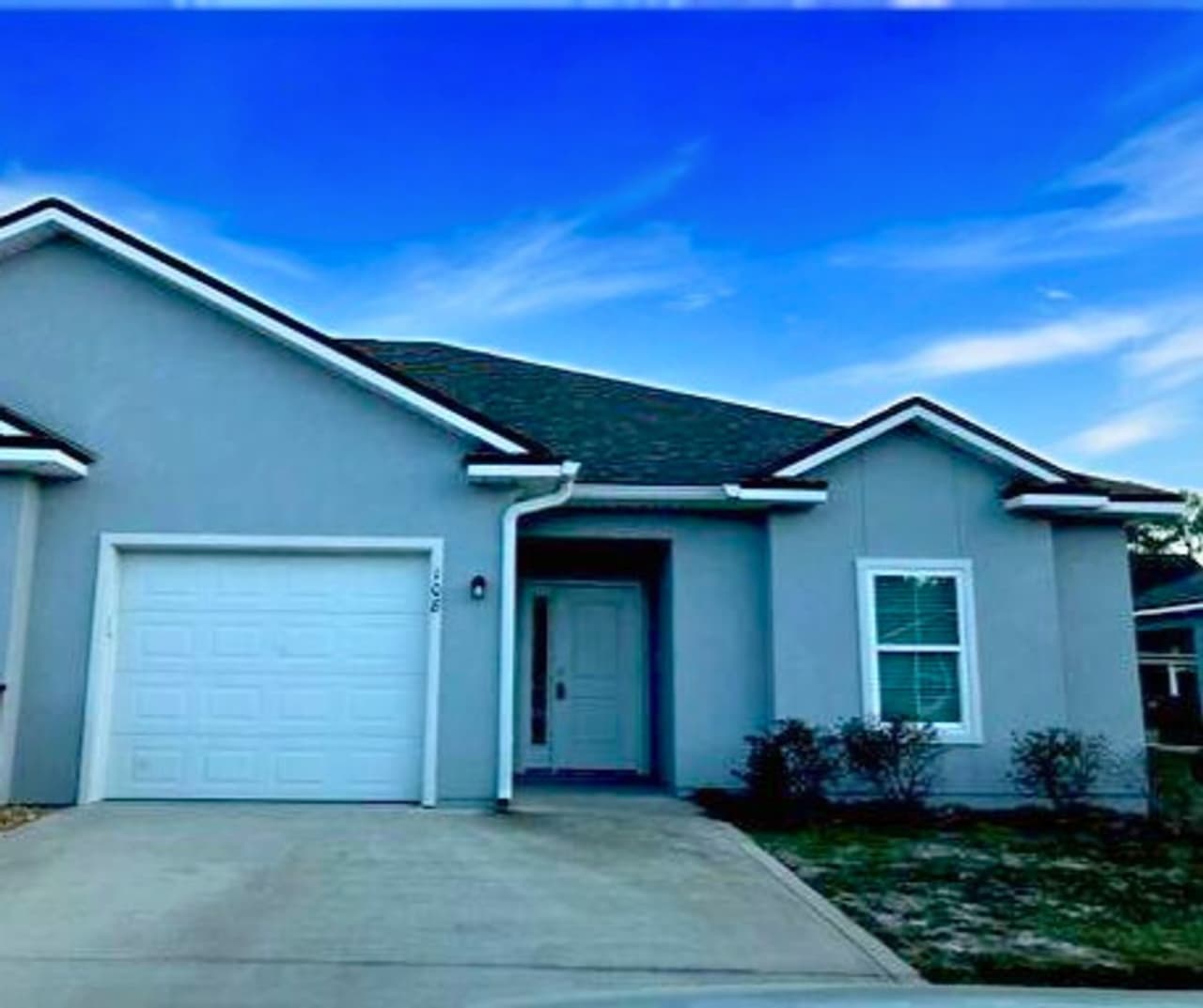 3/2 Landscaping included !