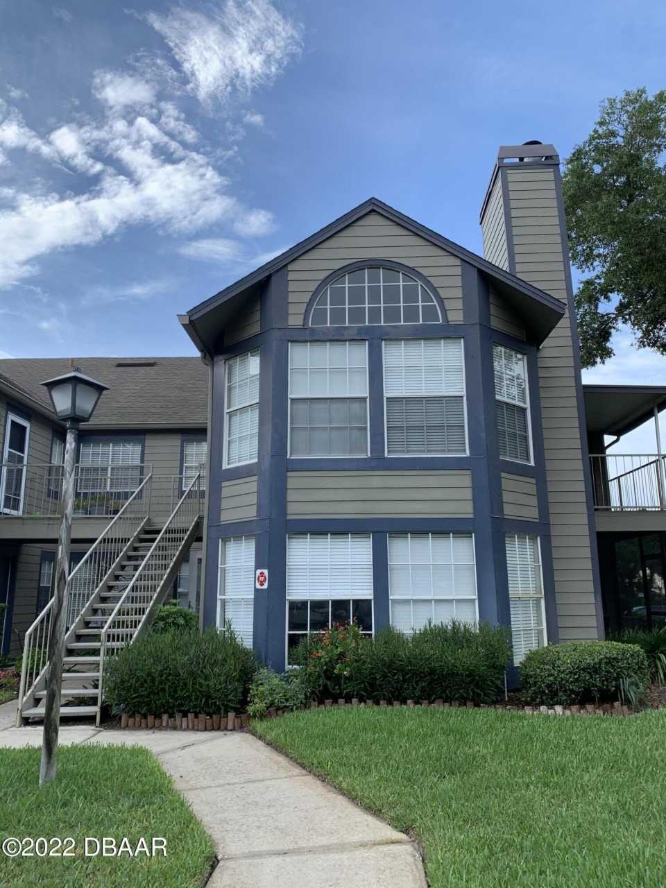 942 Bakewell Court unit: 202