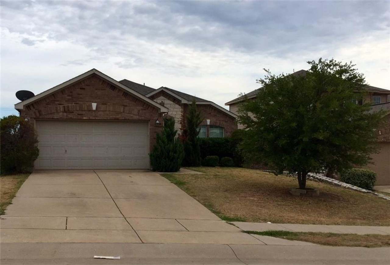 Charming 3 bed 2 bath in Anna TX